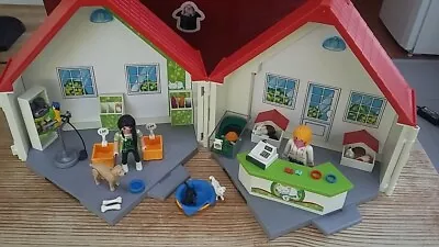 Buy Playmobil City Life Set 5672/5633 - Take Along Pet Store • 15£