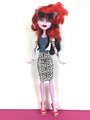 Buy Monster High Doll Operetta Fashion Pack Clothes With Glasses • 24.70£