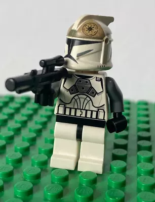 Buy LEGO SW0221 Clone Trooper Gunner (Phase 1) -Large Eyes, With Blaster, 8014 8039 • 9.46£