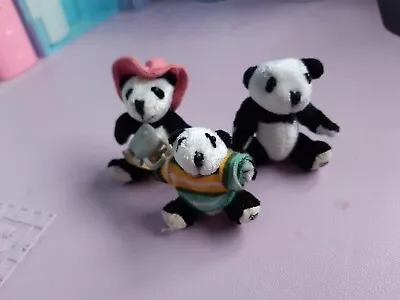 Buy 2005 Furryville -  The Pandafords On Vacation - Set Of 3 Panda's Mattel  • 5£