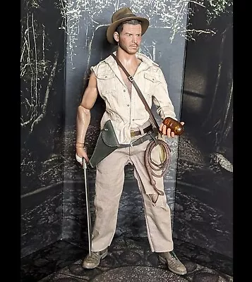 Buy 1/6 Scale Sideshow Collectables Exclusive Indiana Jones & The TOD W/Light Up Bag • 300£