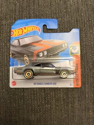 Buy Hot Wheels '69 Dodge Charger 500 • 3.99£