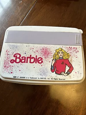 Buy Vintage Barbie Sandwich Box • 5£