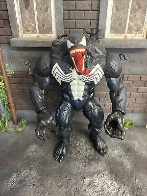 Buy Marvel Legends Monster Venom Deluxe 7” Action Figure • 34.95£