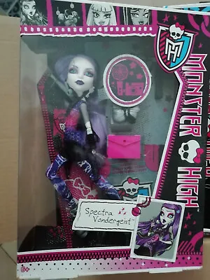 Buy Monster High Spectra Picture Day NEW NEVER OPENED • 81.19£