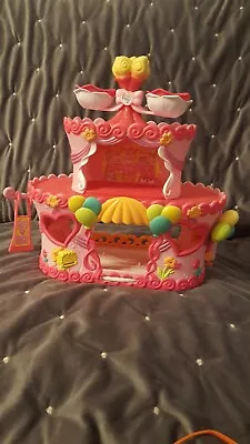 Buy Hasbro My Little Pony Ponyville Roller Skate Party Cake Play Set • 13£