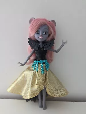 Buy Mattel Monster High Doll Mouscedes King Boo York Boo York • 20.55£