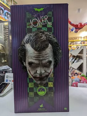 Buy PRE-OWNED The Joker From The Dark Knight 1:4 Scale Figure QS010 By Hot Toys • 500£