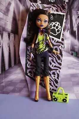 Buy Monster High Doll Clawdeen Wolf / I Love Fashion • 128.03£