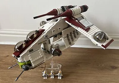 Buy Lego 75021 Star Wars Republic Gunship Pilots Display Stand Clone Troopers • 285£