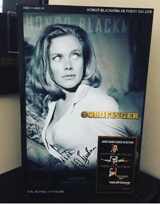 Buy Sideshow Collectibles - Pussy Galore - Goldfinger-SIGNED • 120£