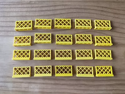 Buy 20 Lego Vintage Classic Yellow Fence Panels In Very Good Used Condition • 13.95£