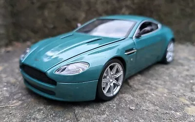 Buy  1/18 Aston Martin V8 Vantage. Hot Wheels. • 30£