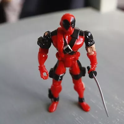 Buy X-Men X-Force Series Deadpool Figure Marvel Toy Biz 1995 Rare Red Gloved Hand 5  • 20£