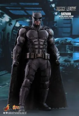 Buy Hot Toys 1/6 Dc Justice League Mms432 Batman Tactical Batsuit Version Figure • 438.99£