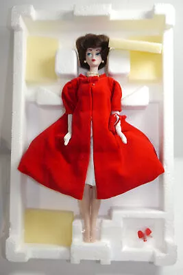 Buy 1992 Mattel 1249 F13 Barbie Porcelain Treasures Collection Silken Flame • 123.45£