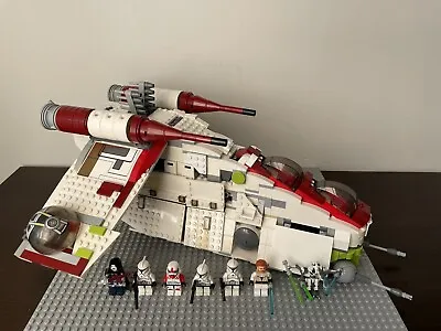 Buy LEGO Star Wars: Retired Set Republic Gunship (7676) • 77£