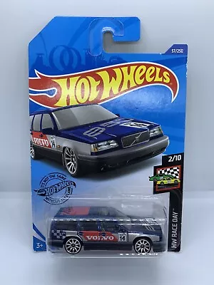 Buy Hot Wheels Mainline - Volvo 850 Estate Blue - BOXED - Diecast Collectible 1:64 • 5£