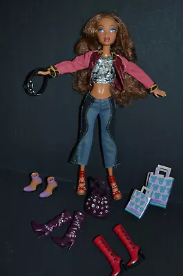 Buy Mattel My Scene / Barbie My Scene Shopping Spre Madison Westley  • 45.07£