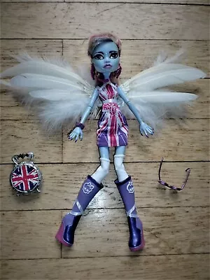 Buy 1 Monster High Doll Repaint Abbey Bominable Angel Wings England • 40.16£