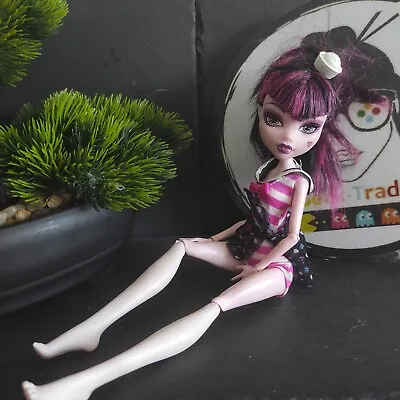 Buy Monster High Doll Draculaura Skull Shores Doll #geektrademonsterhigh • 25.69£