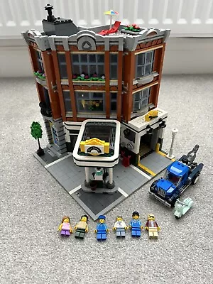 Buy LEGO Creator Expert Corner Garage (10264) • 149.99£