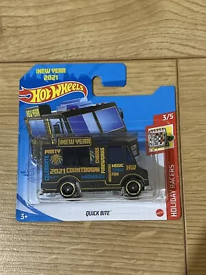 Buy HOT WHEELS QUICK BITE  New Year 2021  3/5 48/250 HOLIDAY RACERS GRY78 • 2.95£