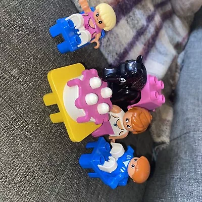 Buy Lego Duplo Birthday Party Cake Table Chairs & Three Figures & Horse • 8.50£