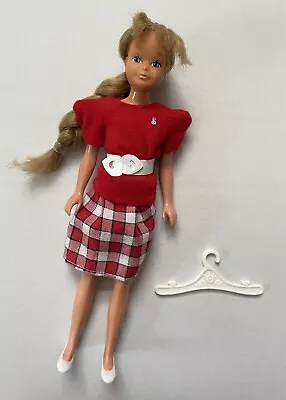 Buy Barbie Skipper In Twice As Nice Fashion • 20.65£