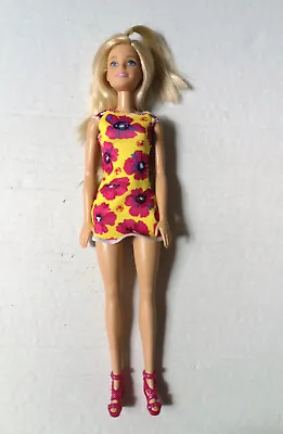 Buy Barbie Flower Dresses Yellow - Fashion Dolls - Mattel • 5.14£