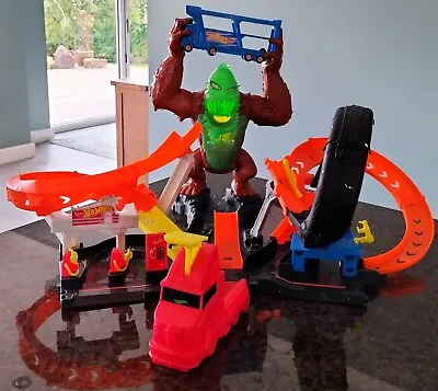 Buy Mattel Gorilla Slam Toxic Hot Wheels Launcher Set With Sounds In Great Condition • 35£