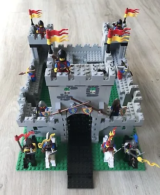 Buy LEGO King's Castle (6080) Vintage With Box And Instructions 100% Complete • 299.99£