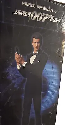Buy James Bond 007 Sideshow Collectables Pierce Brosna • 245£