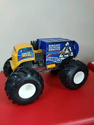 Buy HOT WHEELS 2021 MONSTER TRUCKS WILL TRASH IT ALL 1:24 Scale DIECAST RECYCLING • 5.50£