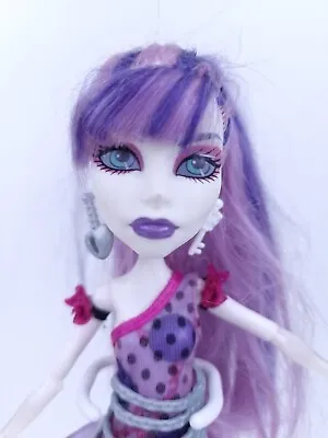 Buy Monster High Spectra Vondergeist Dot Dead Gorgeous Doll • 25.74£