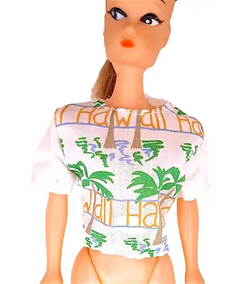 Buy BARBIE 80s - Hawaii Print Colorful T-Shirt Top B592 • 6.17£