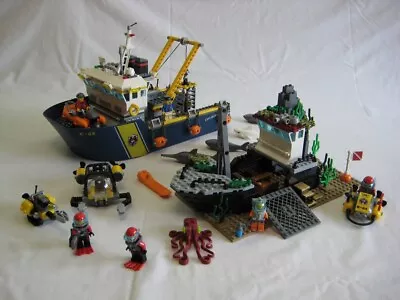 Buy LEGO 60095: City : Deep Sea Explorers : Deep Sea Exploration Vessel • 72.99£