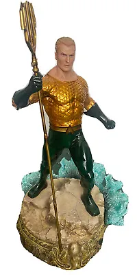 Buy DC Comics Aquaman Premium Format Statue By Sideshow • 250£