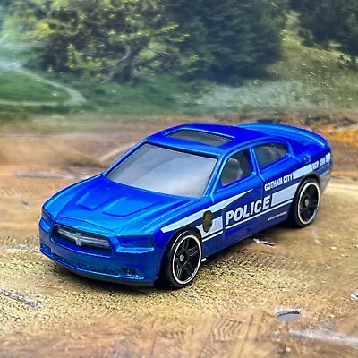 Buy Hot Wheels '11 Dodge Charger R/T Police Batman 5-Pack Edition 2023 New Loose Car • 3.50£