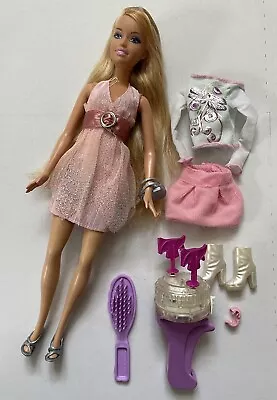 Buy Barbie Fashion Fever Twirl Style • 30.77£