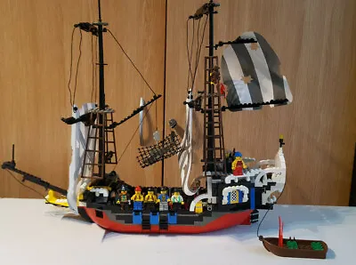 Buy (Lot 668) LEGO Pirates 6289 Red Beard Runner Ship 1996 • 249.99£