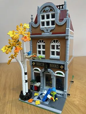 Buy LEGO Creator Expert Bookshop 10270. Bookshop Only • 100£