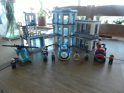 Buy LEGO CITY: Police Station (60141) 99.9 Complete With Instructions And Box • 45£