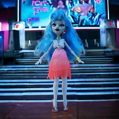 Buy Monster High Dawn Of The Dance - Ghoulia Yelps / Mattel 2011 • 73.99£