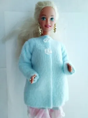 Buy Clothes And Accessories Fits Vintage Barbie Dolls  • 9.99£
