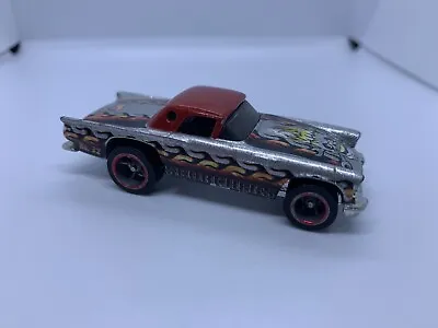Buy Hot Wheels - ‘57 Ford T-Bird Highway 35 World Race Scorchers - 1:64 - USED • 30£