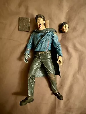 Buy Neca The Evil Dead Army Of Darkness Medieval Ash 7” Figure • 66.78£