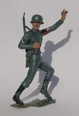 Buy VINTAGE RARE WWII GERMAN TOY SOLDIER FIGURE MADE IN MEXICO PLASTIMARX 70's. • 9.60£