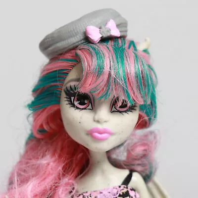 Buy 2012 Mattel Monster High ROCHELLE Goyle SCARIS: City Of Frights Fashion Doll • 30.84£