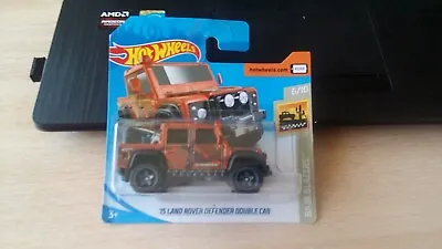 Buy 2019 Hot Wheels - ´15 Land Rover Defender Double Cab  Orange  1/64 Aprox *new* • 11.99£